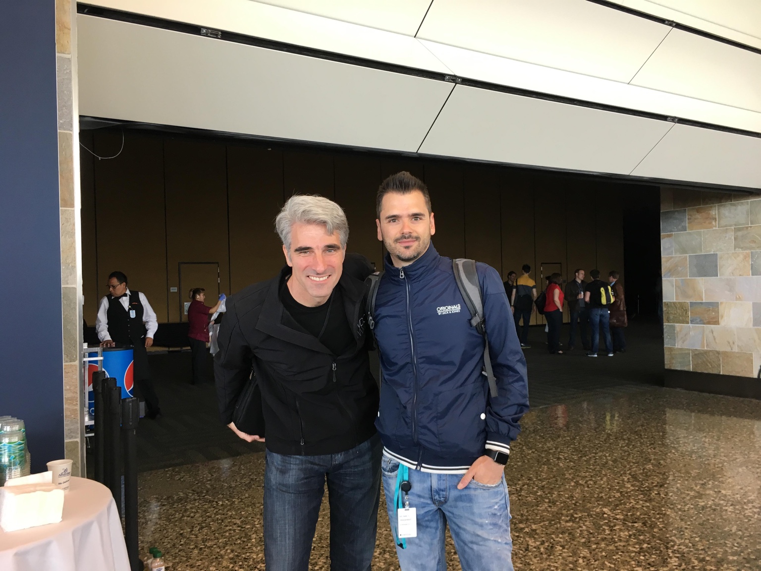 Con Craig Federighi en la WWDC17, en San José